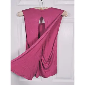 Beyond Yoga Wrap Around Tank Top Size Medium Berry Pink Pilates Barre Athleisure thumbnail 7