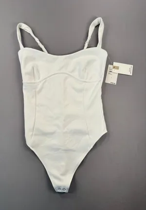 Good American White One Piece Bodysuit Size L NEW thumbnail 1