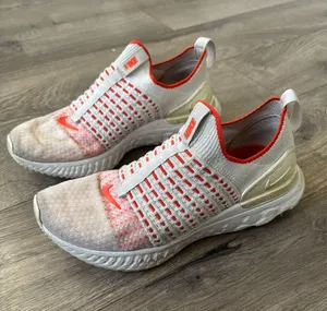 Nike Phantom Flyknit Epic React Sneakers thumbnail 1
