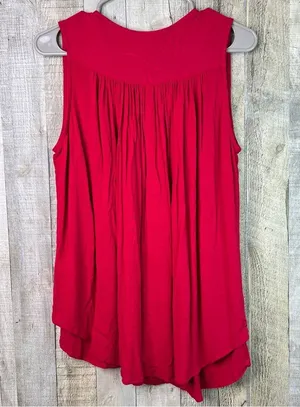 Karen Kane Size Small Oversized Red Rayon Sleeveless Flowy Button Front Blouse thumbnail 2