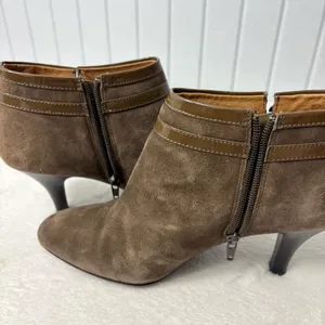 Sofft Brown Suede Ankle Booties with Buckle Detail Size 9M‎ thumbnail 8