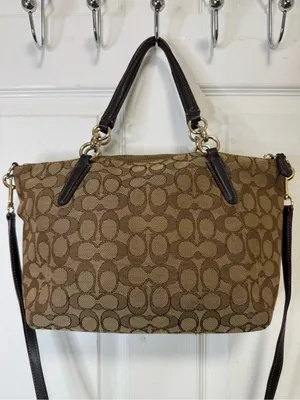 Coach Khaki/Brown Signature Canvas Shoulder Bag /Crossbody bag thumbnail 5