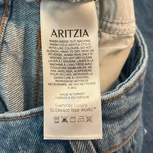 Denim Forum Aritzia Size 25 High Rise Straight Leg Jeans thumbnail 4
