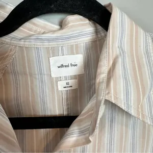Wilfred x Aritzia Boyfriend Poplin Button Down Shirt XS NEW thumbnail 9