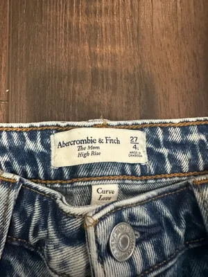 Abercrombie Curve Love Jeans thumbnail 2