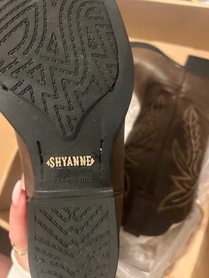 Brown Cowboy Boots thumbnail 2