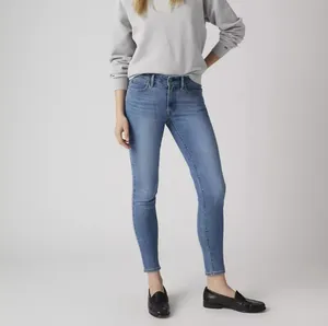 Levi’s 711 Skinny Jeans Size 27 Eternal Indigo Mid-Wash NWOT thumbnail 2