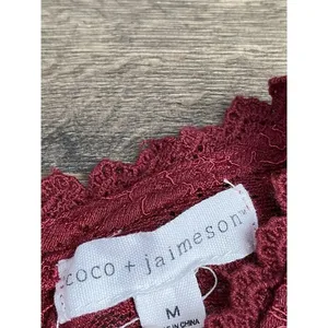 Womens‎ Coco + Jaimeson Bell Sleeve Lace Blouse Size M thumbnail 2