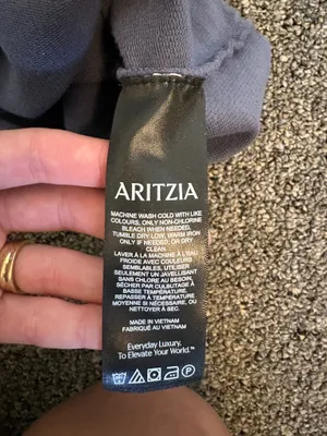 Aritzia TNA Top thumbnail 4