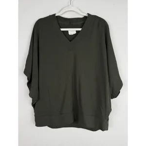 Lou & Grey Signature Soft Wetland Green V-Neck Poncho Sweater Knit Top Women's S thumbnail 5