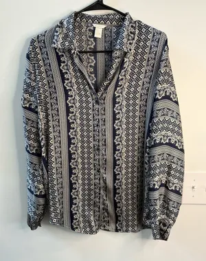 Forever 21 Navy and White Patterned Long-Sleeve Shirt thumbnail 1