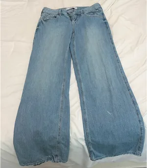 light blue wash hollister jeans thumbnail 1