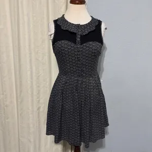 Ladakh Black White Geometric Print Fit Flare Zip Dress Women Size 4‎ Cutout thumbnail 3