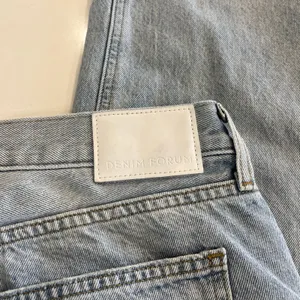 Aritzia Denim Forum The‎ '90s Joni Lo-rise Loose Jean Size 31 thumbnail 10