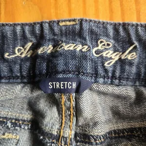 American Eagle Artist Flare Jeans Womens 8 Blue Low Rise Stretch Dark Wash Y2K thumbnail 5