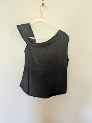 Heartloom Emmalina Satin Top Off The Shoulder Black XS thumbnail 8