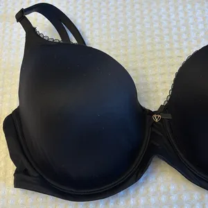 NEW! $50 VICTORIA’S SECRET 32D Lightly Lined Demi Bra BLACK Padded Underwire thumbnail 6