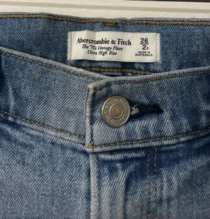 Abercrombie High Rise Flare Jeans thumbnail 3
