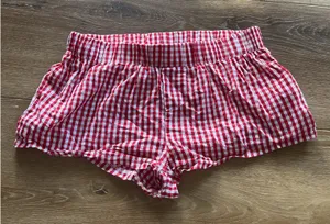 Edikted Gingham Boxer Shorts Red thumbnail 1