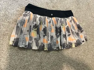 Lululemon Tennis Skirt - Size 10 thumbnail 2