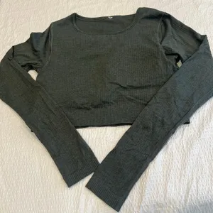 Lululemon Ebb to Street Long Sleeve Shirt 10 women thumbnail 1