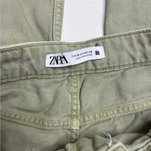 Zara Sage Green High Waisted Tapered Mom Jeans thumbnail 2