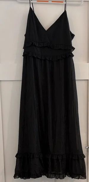 Madewell Elegant Black Maxi Dress thumbnail 1