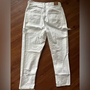 American Eagle Outfitters White Distressed Boyfriend Jeans thumbnail 2