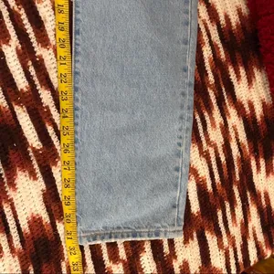 Levis 501 Denim Jeans 28x32 Light Wash Blue Straight Button Fly BIG E Frayed Hem Premium 12501-0373 Measurement in pics thumbnail 8