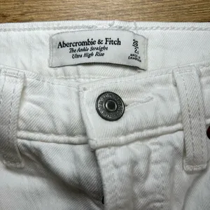 Abercrombie & Fitch Jeans The Ankle Straight Ultra High Rise White Denim 26 2 S thumbnail 5