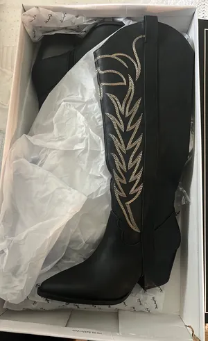 Black Leather Cowgirl Boots Size 6 thumbnail 2
