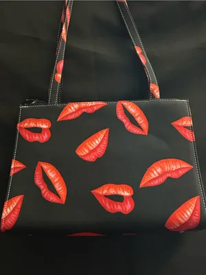 Black Molded Tote Shoulder Hand Bag with Red Lip & Rhinestone Print thumbnail 9