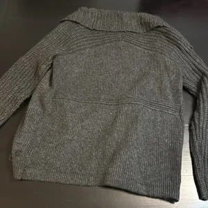 Burton Charcoal Gray Women's Cardigan‎ thumbnail 4