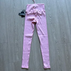 Strut This The Aubrey Ankle Leggings Womens Small Tiny Fit Chalk Pink Ribbed thumbnail 4