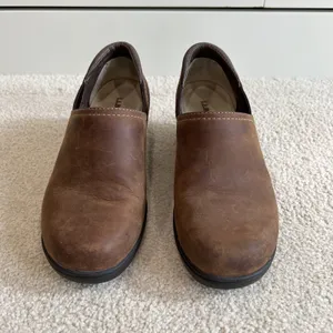 L.L.Bean Go Anywhere Clogs Brown‎ Nubuck Leather Casual Comfort Shoes Boho thumbnail 2