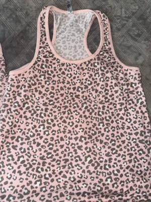 Short women’s pajama set pink size M thumbnail 4