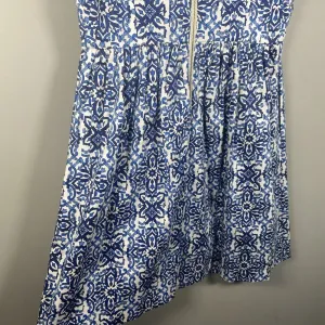 Milly Blue White Cotton Floral Sleeveless‎ V-Neck Shift Dress Sz 10 Fit & Flare thumbnail 10
