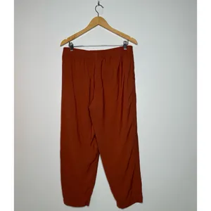 Madewell Drapey Track Trousers in Weathered Brick Size Large thumbnail 6