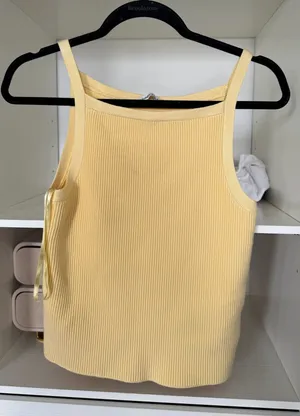 Abercrombie Yellow Top Tank thumbnail 1