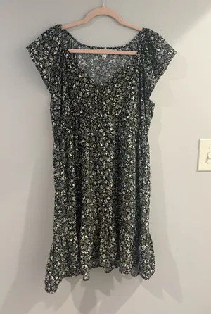 nine britton Black Floral V-Neck Mini Dress thumbnail 1