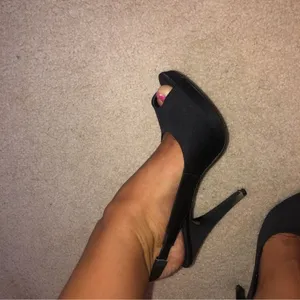 Lulu Townsend Night-out Satin‎ Platform Pump B29 thumbnail 4