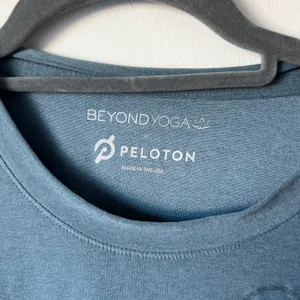 Beyond Yoga Peloton Blue Graphic Tank Top thumbnail 2