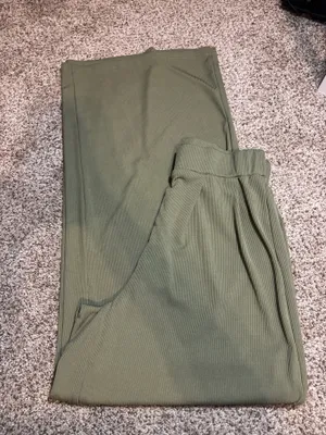 Green lounge set buckle thumbnail 5
