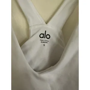 Alo Airbrush Real Bra Tank white size small thumbnail 4