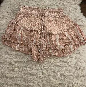 Quiet Storm floral floaty shorts thumbnail 5