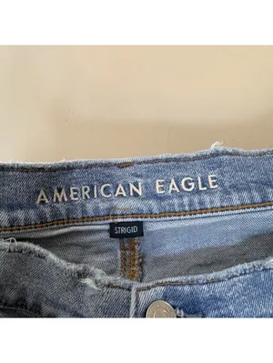 American Eagle Outfitters Relaxed Short Strigid Distressed Denim Shorts Size 16 thumbnail 3