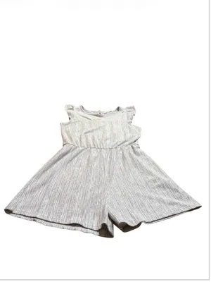 Caution To The Wind Woman’s Romper Size Medium thumbnail 3