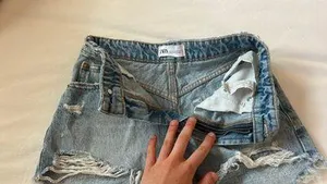 Zara cutoff Jean shorts thumbnail 3