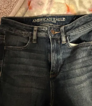 American Eagle Outfitters thumbnail 2