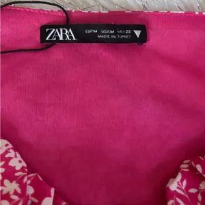 Zara Pink Floral Corset Bodysuit Side Zipper Closure Size M thumbnail 3